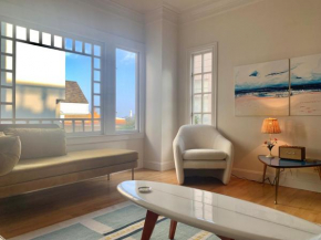 Gorgeous Apt High Atop Nob Hill Free Parking!